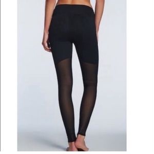 Lululemon cut out leggings